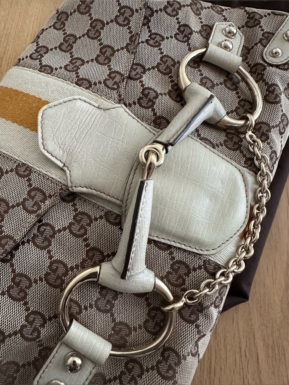 Gucci Horsebit Shoulder Bag with dustbag and COA - Picture 6 of 16
